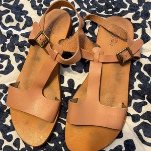 Urban Outfitters sandals size 9